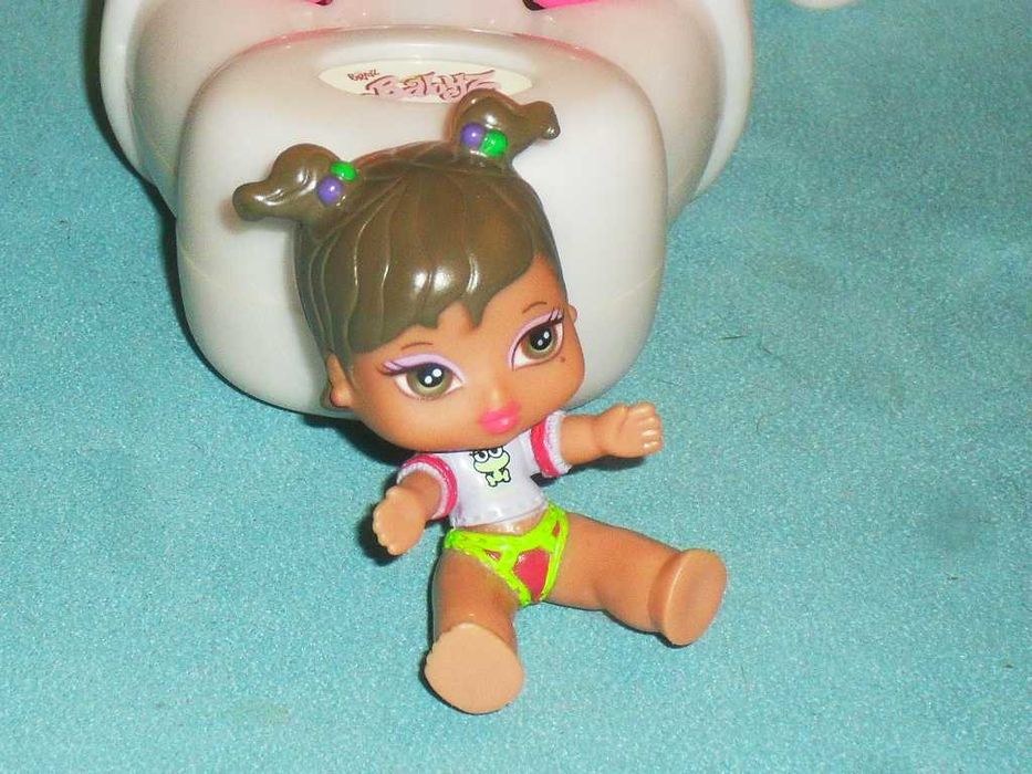 Mini Lalka barbie Bratz + auto zdalnie sterowane na baterie z pilotem