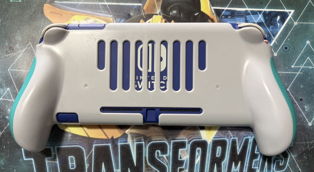 Приставка Nintendo Switch Lite