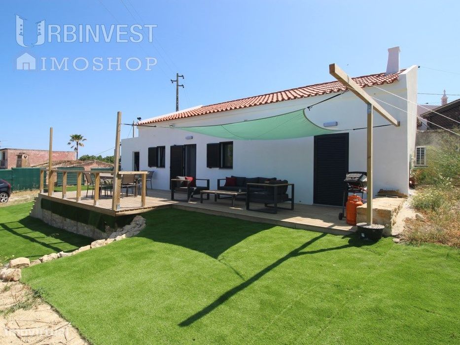 Lote de Terreno com ruína restaurada e projecto aprovado para Morad...