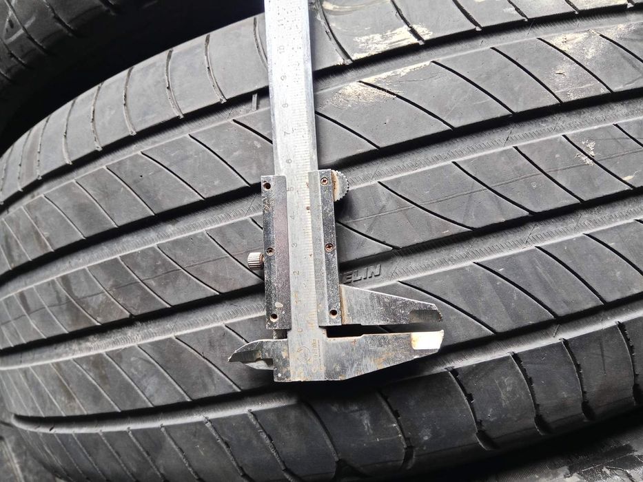 205.55.17 Michelin 4шт лето БУ склад шины резина из Европы 55 R17