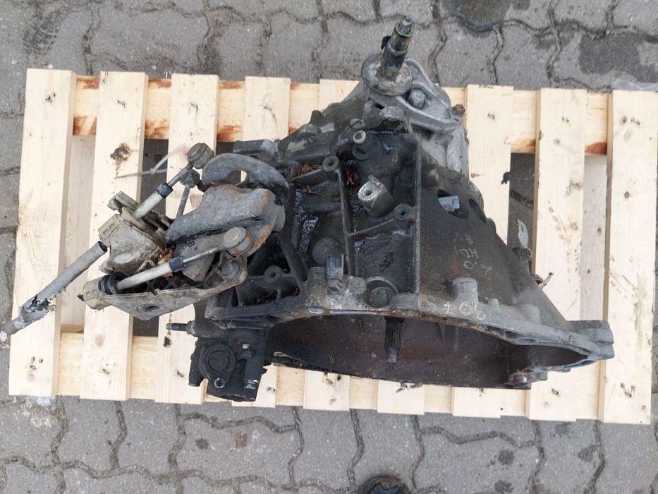 Peugeot 207 2.0 hdi skrzynia biegów manualna 20DM79  berlingo partner