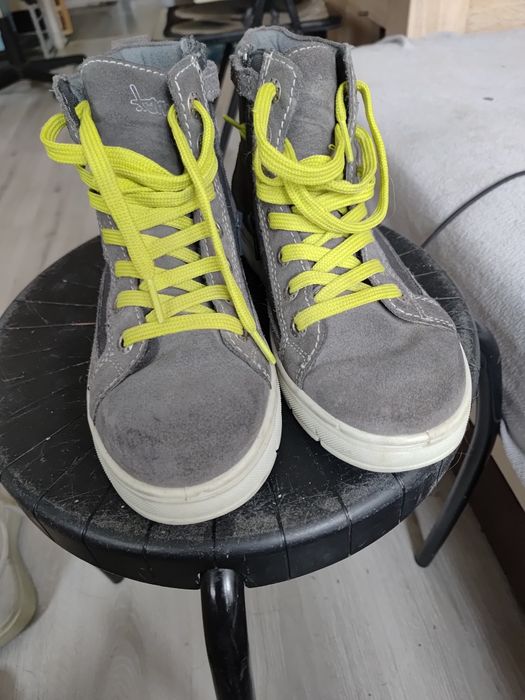 Tramki damskie wodoodporne rozmiar  36