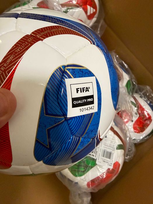 Новий якісний футзальний м'яч Adidas/Адідас Затверджений FIFA