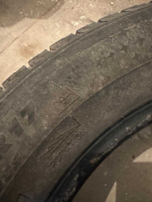 Зимові шини Michelin 225/65 r17 2 штуки 10/19