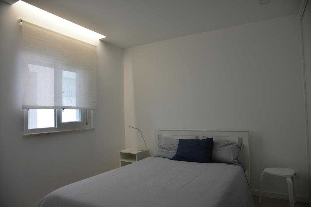 Apartamento T1 Novo com Garagem - Para férias em Sesimbra