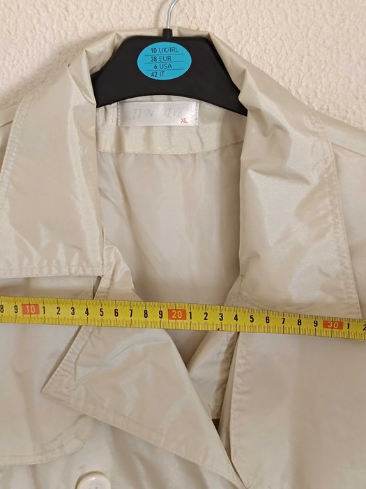 Gabardina ou Casaco de Chuva pérola XL Mulher