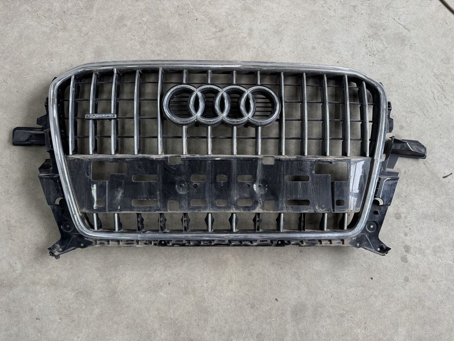 решітка радіатора audi q5 8r s-line 2017