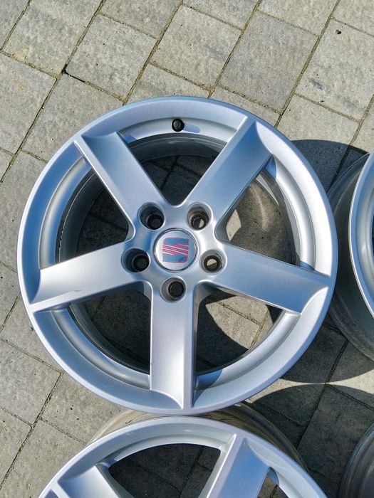 Felgi aluminiowe R16 5x112 Seat VW Audi Mercedes 6.5J  ET 33