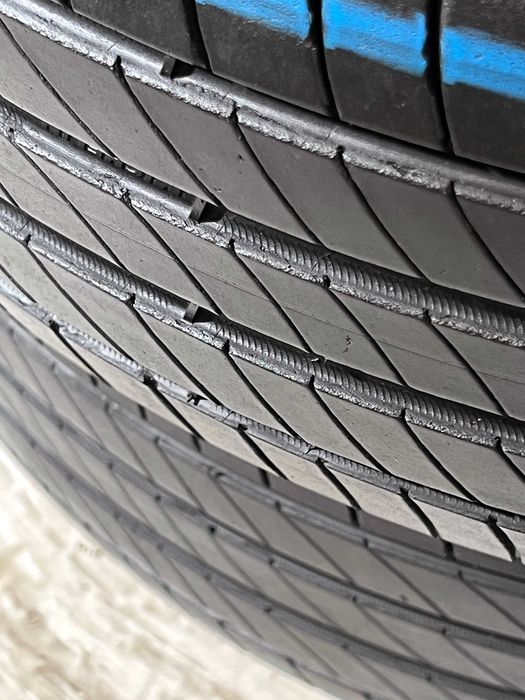 Pneus Michelin e-Primacy (EV) - 195/60/18 - Muito Bons