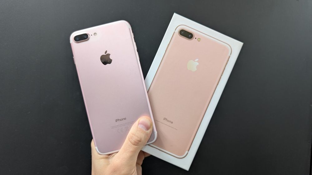 セール中✨ iPhone 7 Plus 128GB (ローズゴールド)2台 iphone 7plus rose gold - купити телефони та аксесуари - Ціна