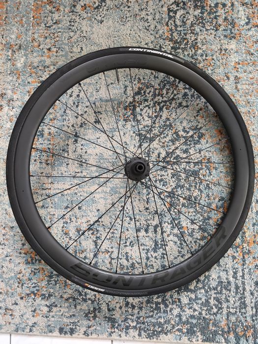 Komplet kół karbonowych Bontrager Aeolus Elite 35 TLR disc