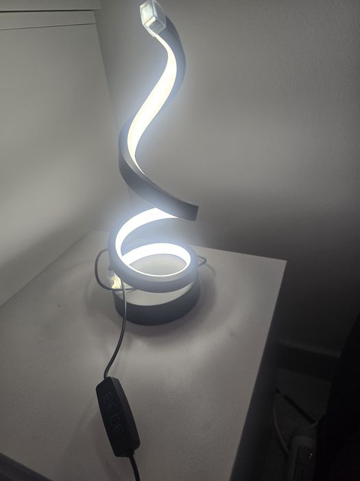 Candeeiro de mesa de cabeceira moderno