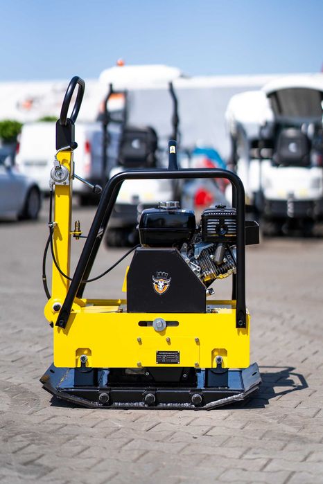 zagęszczarka rewersyjna 270 kg silnik HONDA