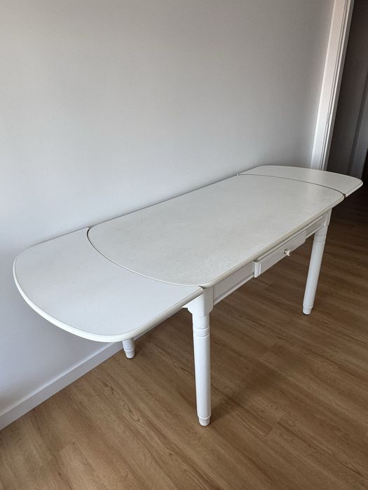 Mesa extensivel branca lacado - otimo estado