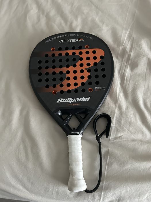 Bullpadel Vertex hybrid 2025
