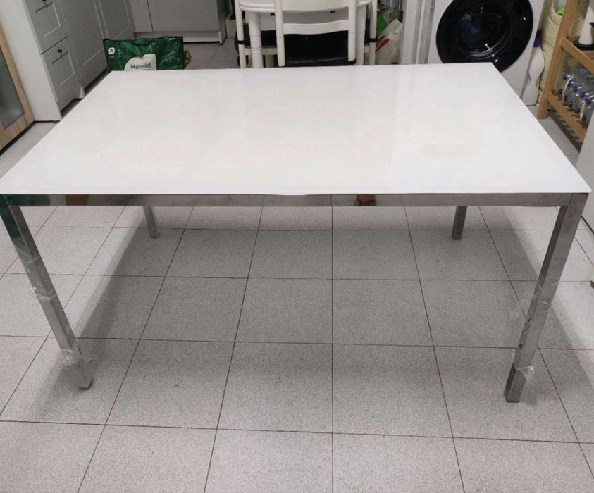 Mesa tampo vidro mais 4 cadeiras