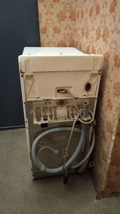 Стиральная машинка wirpool