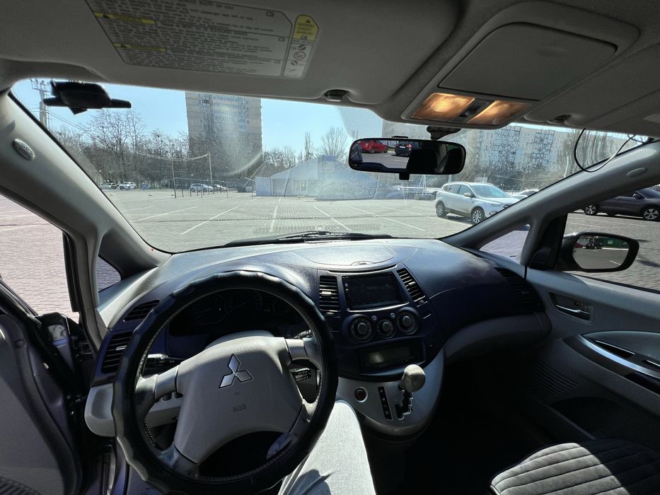 Продам Mitsubishi Grandis 2005