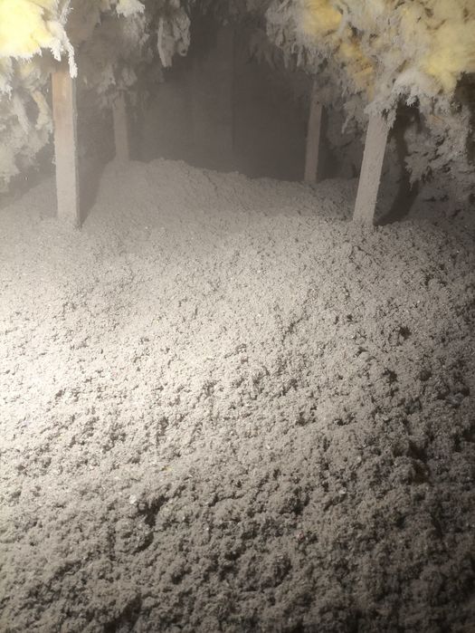 Ocieplenie metodą wdmuchiwania Celuloza i Wełna