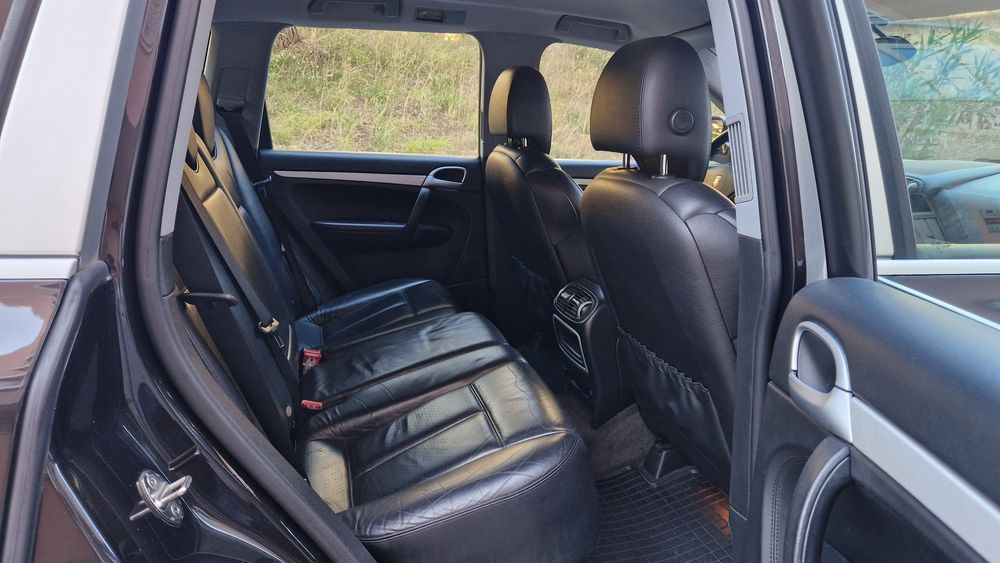 Porsche Cayenne — fotografia 12