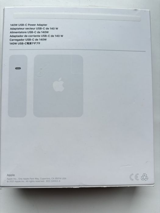 Зарядка Apple 140W USB-C A2452 для MacBook Pro Нова