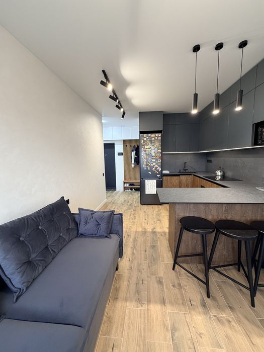 Продаж 2-кім. квартири в заселеній новобудові Грінвуд-2