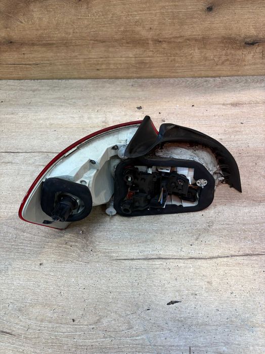 lampa tylna prawa bmw e82 coupe
