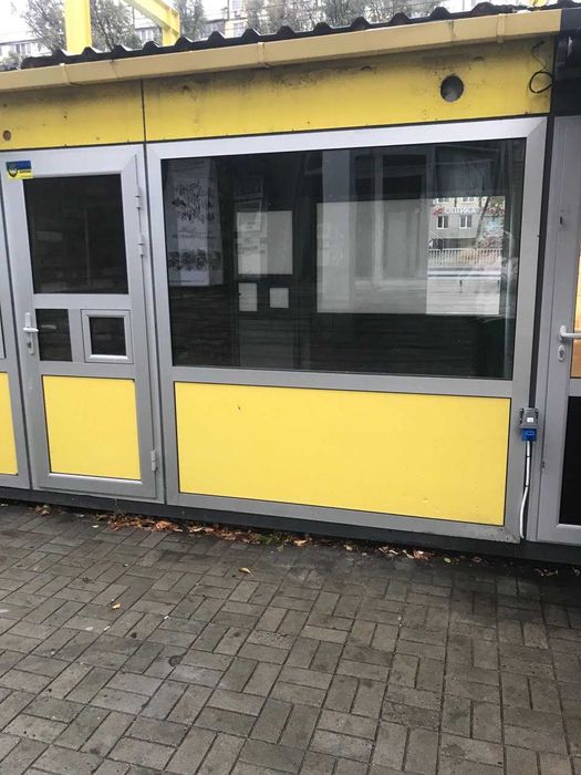 Павільйон на вході в ринок