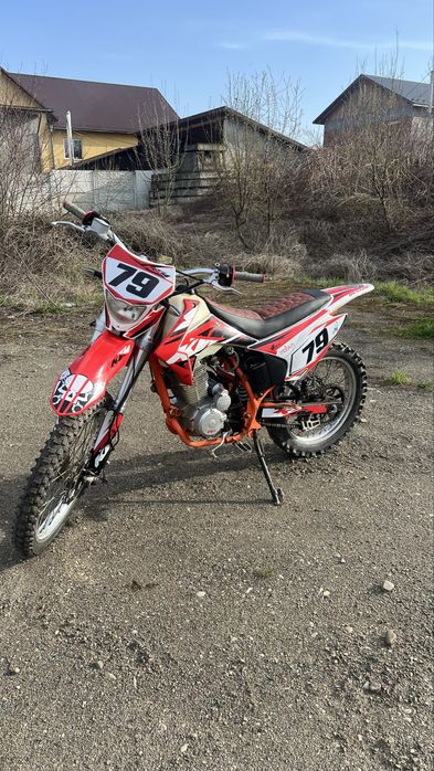 продам мотоцикл KAYO T1 250