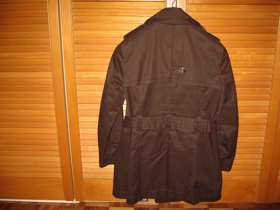 Gabardina trench Coat, da Massimo Dutti, castanho escuro