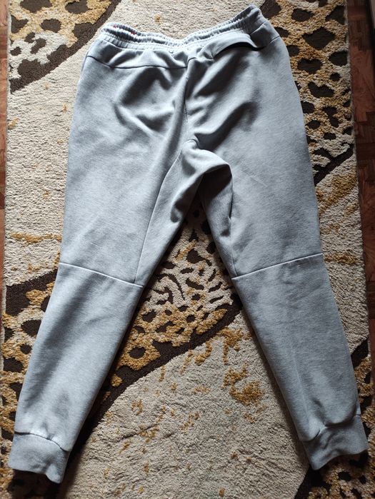 Штани Nike Tech Fleece