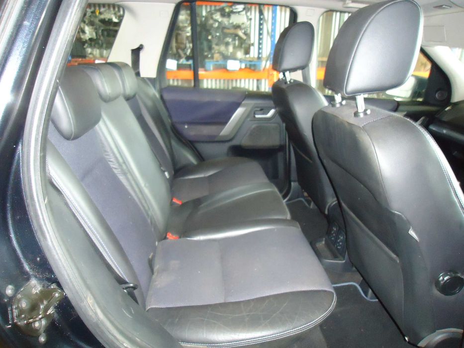 Land Rover Freelander III 2.2 Td4 (224DT) de 2008 só ás peças