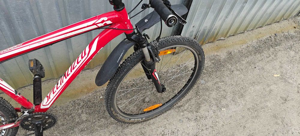 Велосипед specialized