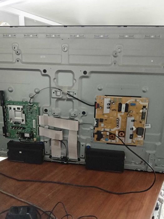 Samsung UE55RU7025K "placas"