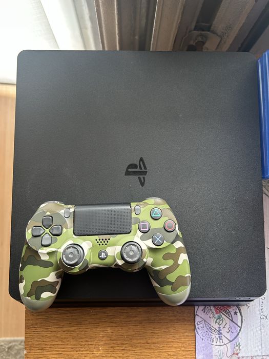 Playstation 4 1TB 1 Pad 8 Gier!