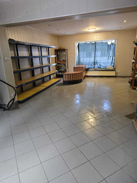 Pawilon handlowo-usługowy na działce budowlanej o pow. 1037m Gąbin