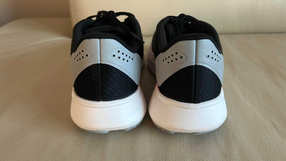 Adidasy do biegania 39 1/3, jak nowe