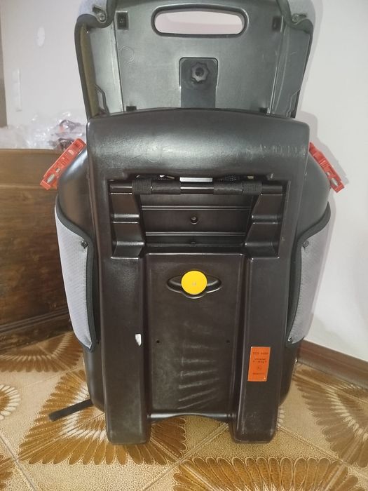 Cadeira auto Recaro usada em bom estado