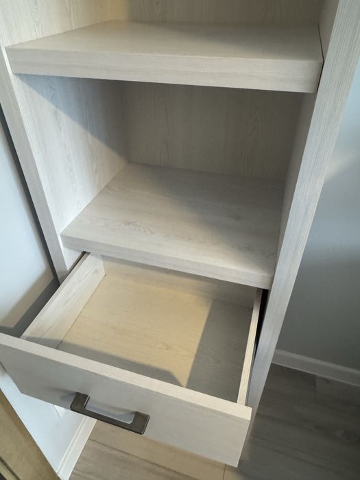 Regał stojący biały - Black Red White