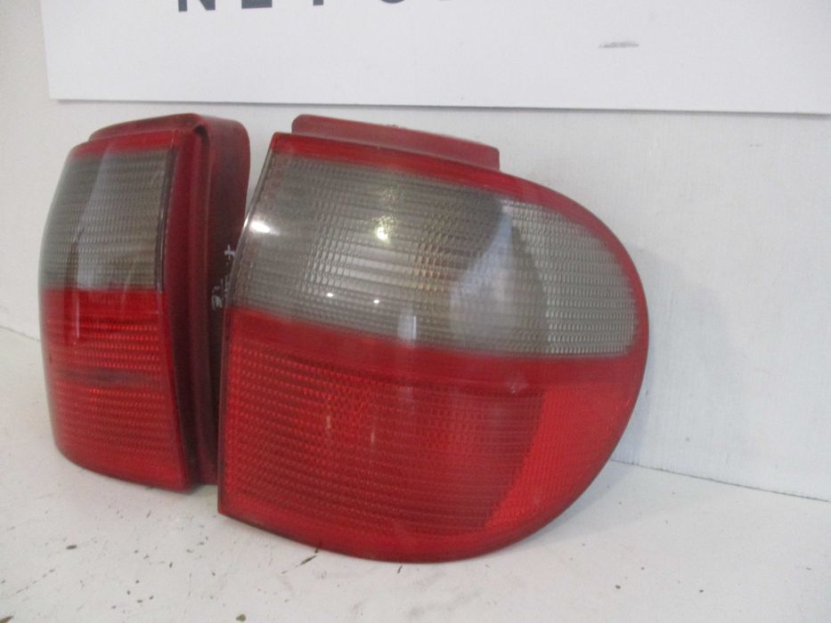 farolim farol tras ford galaxy 1999