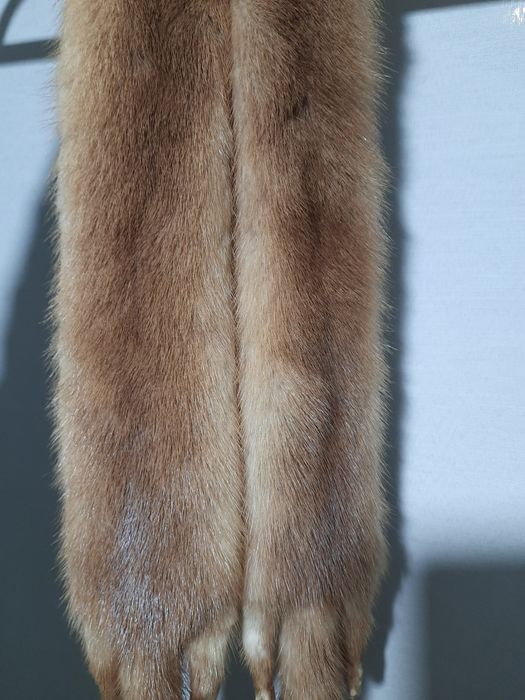 Шкурка норки золотистий беж натуральний колір  2 шт