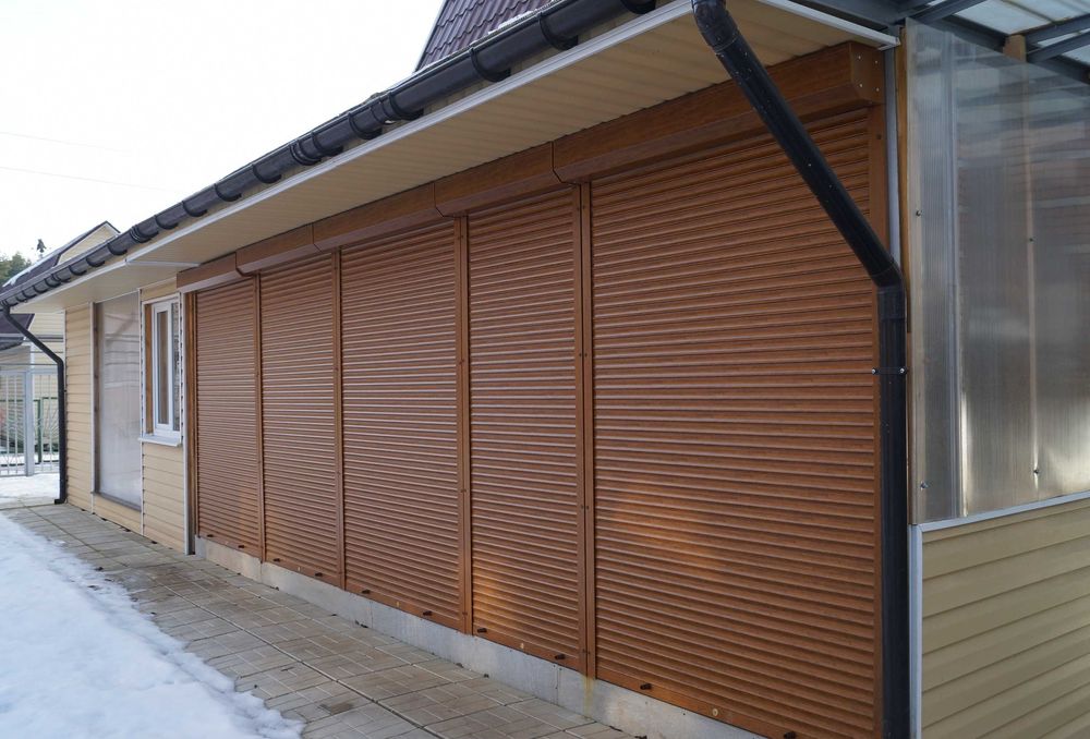 Захисні антивандальні ролети. Рольставни