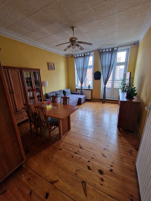 Wynajmę mieszkanie - 4 pokoje - 3 balkony - CENTRUM - WOLNE OD LUTEGO