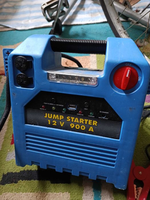 Starter rozruchowy jump starter 12 V 900A