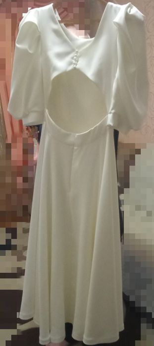 Продам біле плаття