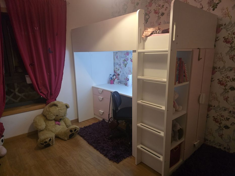 Beliche IKEA com colchão e capa de edredão incluída