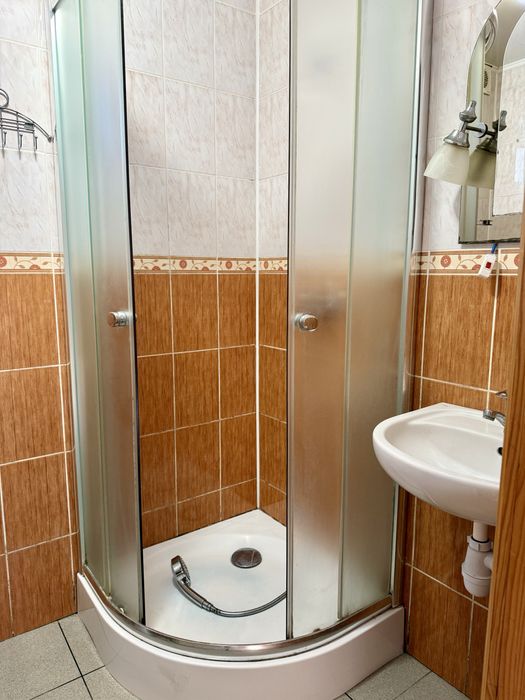 Здається будинок в тихому районі міста