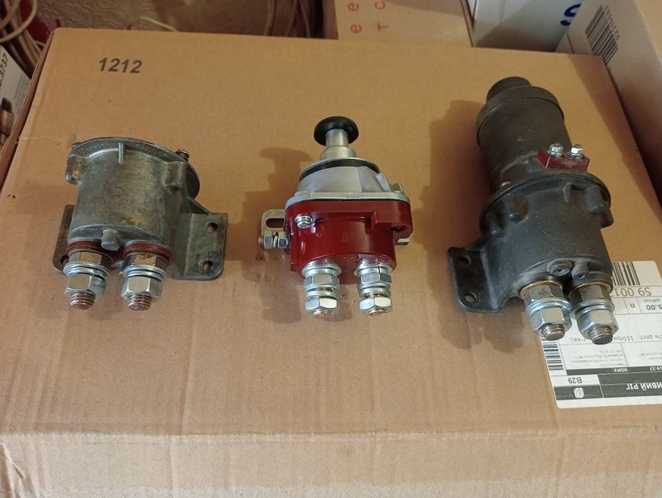 Выключатель массы 24 вольта(КАЧЕСТВО  СССР)