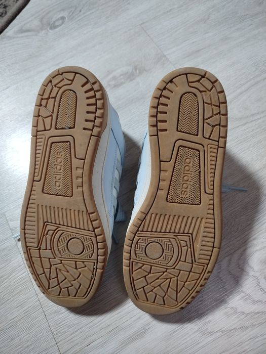 Кросівки  Adidas