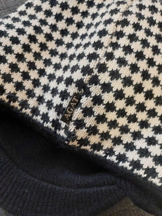 Czapka damska z daszkiem, pepitka